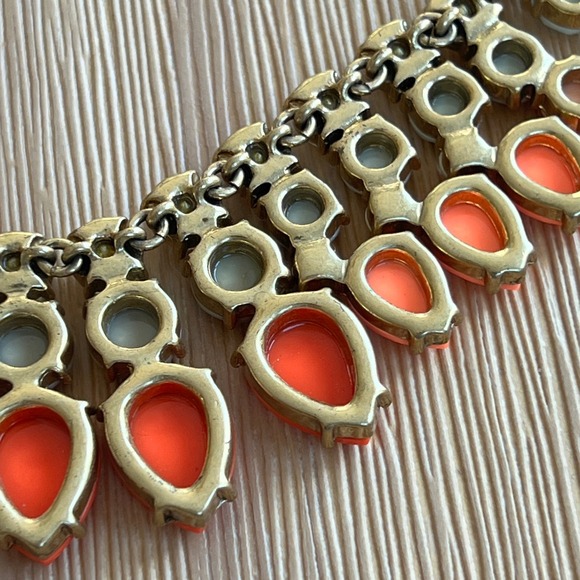 J Crew Gem Statement Necklace Coral Gray Crystal Gold Tone - Picture 8 of 8